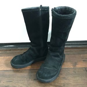 Ugg black leather suede boots with zipper